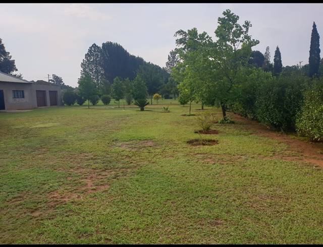 2HA SMALLHOLDING FOR SALE IN VAN DER MERWES KROON
